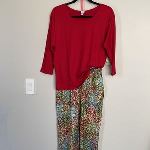 Ava Rose Dolman Top & Multicolored Jogger Pants Set Size S